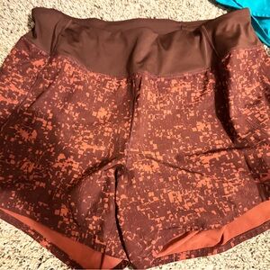 Brooks Chaser 5” Lg